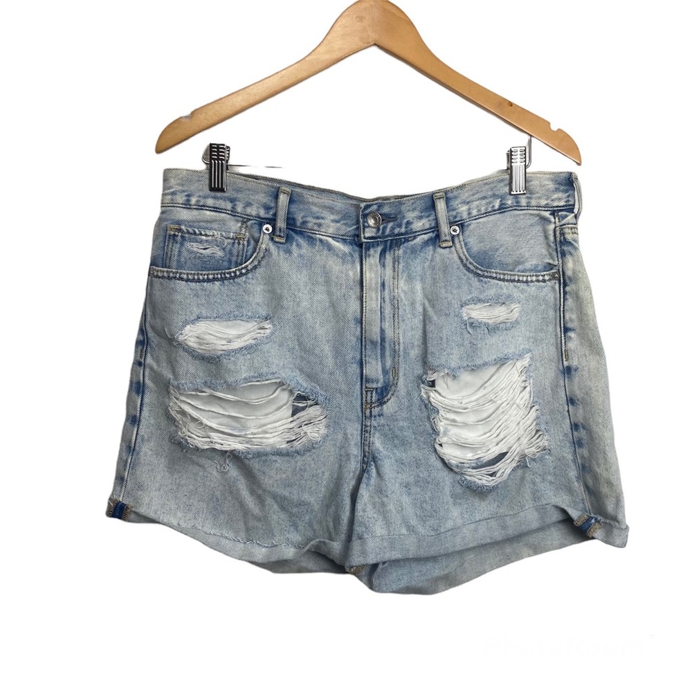 American Eagle Distressed Mom Shorts Size 12